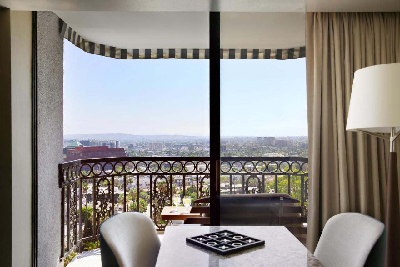 The London West Hollywood At Beverly Hills Εξωτερικό φωτογραφία View from a suite